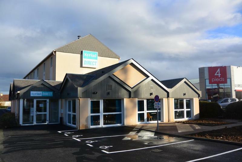Kyriad Direct Tours Sud - Chambray Les Tours Exterior foto